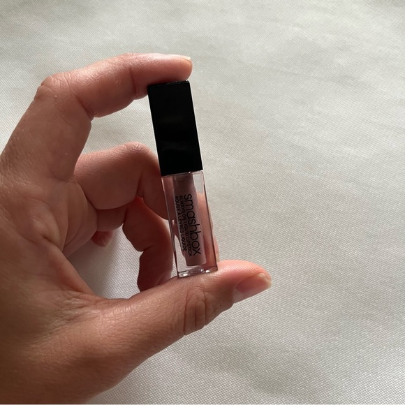 Smashbox Always On Longwear Matte Liquid Lipstick Shade Stepping Out NWT - Picture 8 of 11